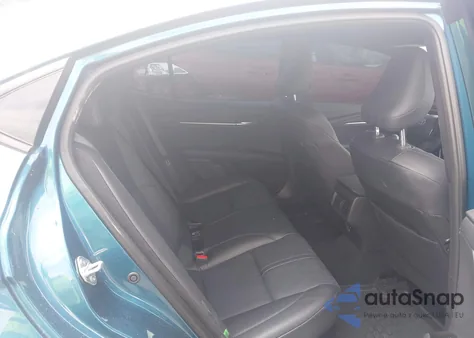 2025 Toyota Camry Xse z USA, uszkodzony, nr VIN 4T1DAACK8SU592255